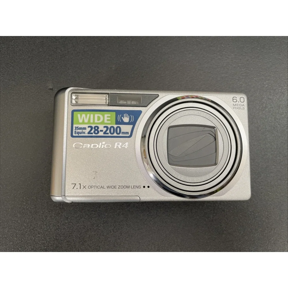 Y2K Ricoh Caplio R4 6.0MP Compact Digital Camera 7.1x Optical Zoom * For Parts